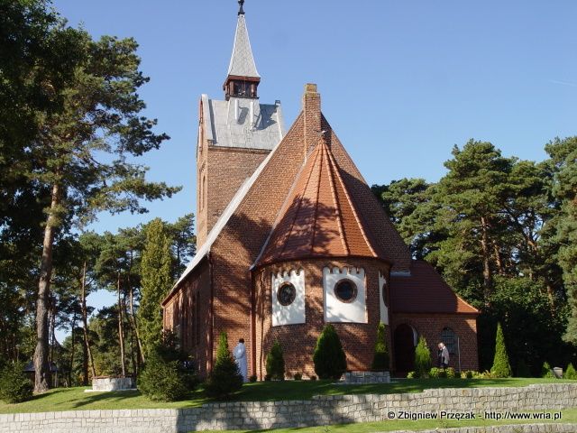 Koci parafialny pw. w. Ap. Piotra i Pawa w Mrzeynie.